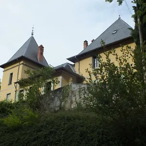 Chateau Du Donjon Guest house